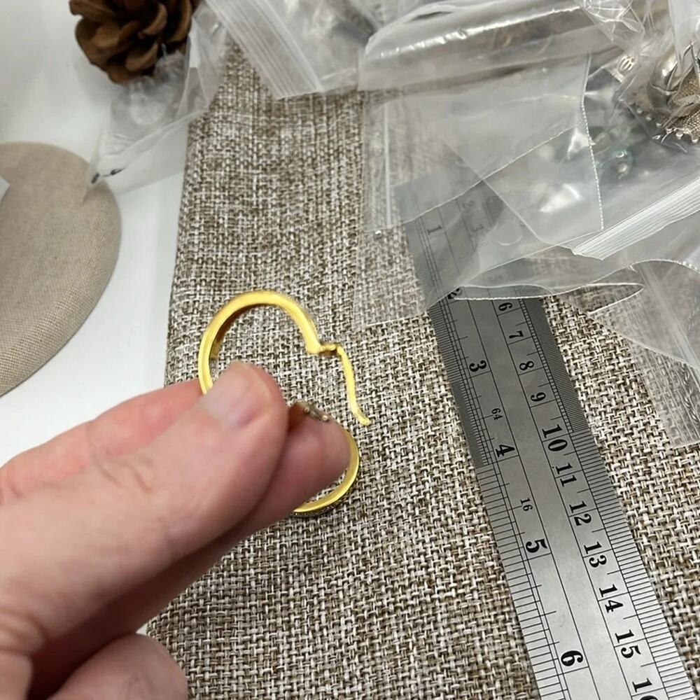 Vintage 925 Sterling Silver Gold Overlay Hoop Earrings - Picture 13 of 14